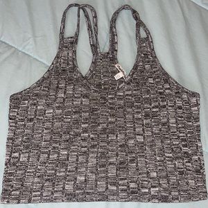 CHARLOTTE RUSSE CROP TOP